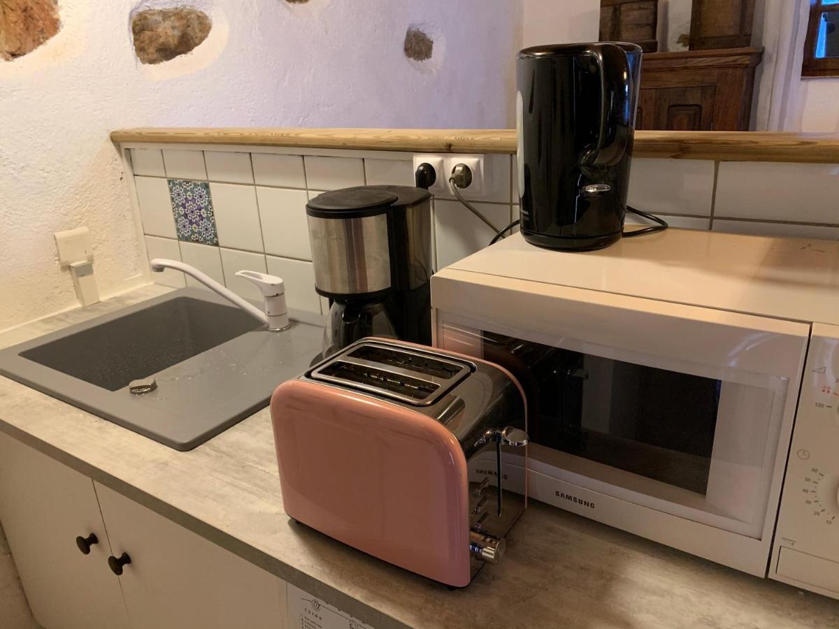 Caseddu Di Chjarastella Figari  Exteriör bild