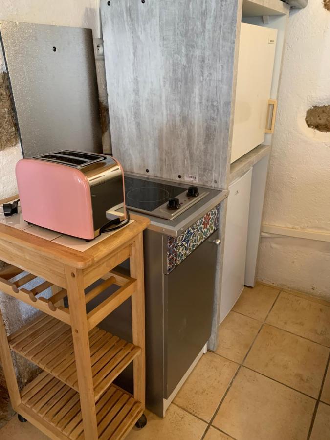 Caseddu Di Chjarastella Figari  Exteriör bild