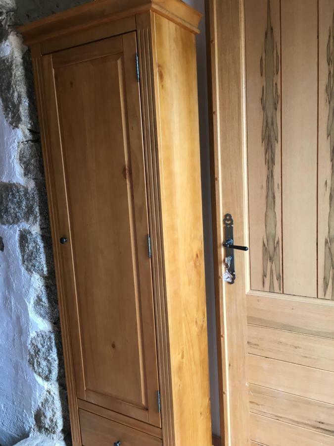 Caseddu Di Chjarastella Figari  Exteriör bild